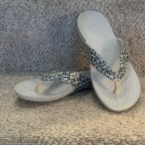 CROCS White and Black Leopard Sandals